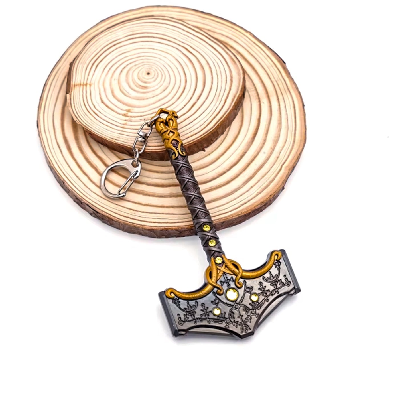 God of War Epic Thor's Hammer Very Detailed Keychain With Clasp 8cm - Thor's Hammer Available at 2Fast2See.co