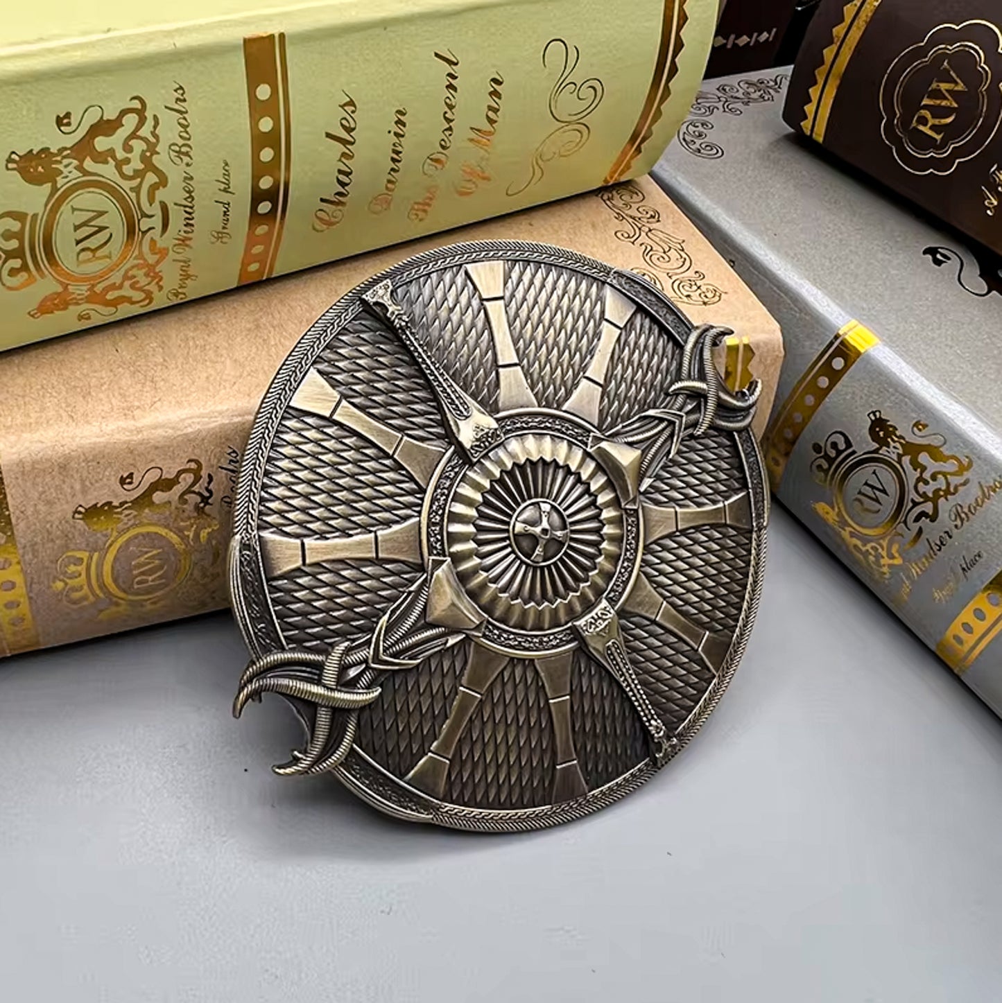 God of War Kratos 9cm Guardian Shield 1:6 Weapon