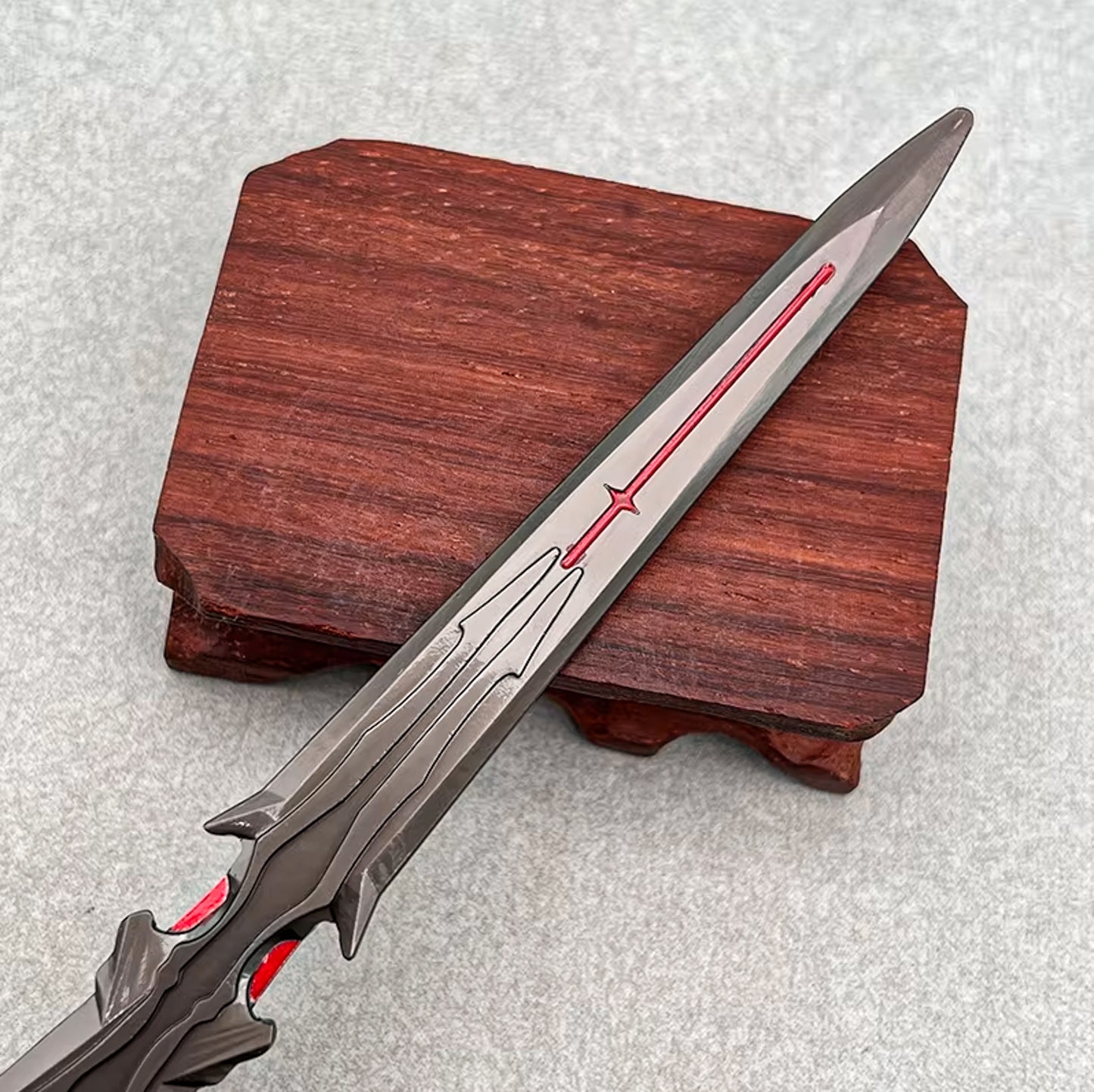 Final Fantasy 22cm Flametongue Metal Sword Weapon Model Collectible 1:6 Scale