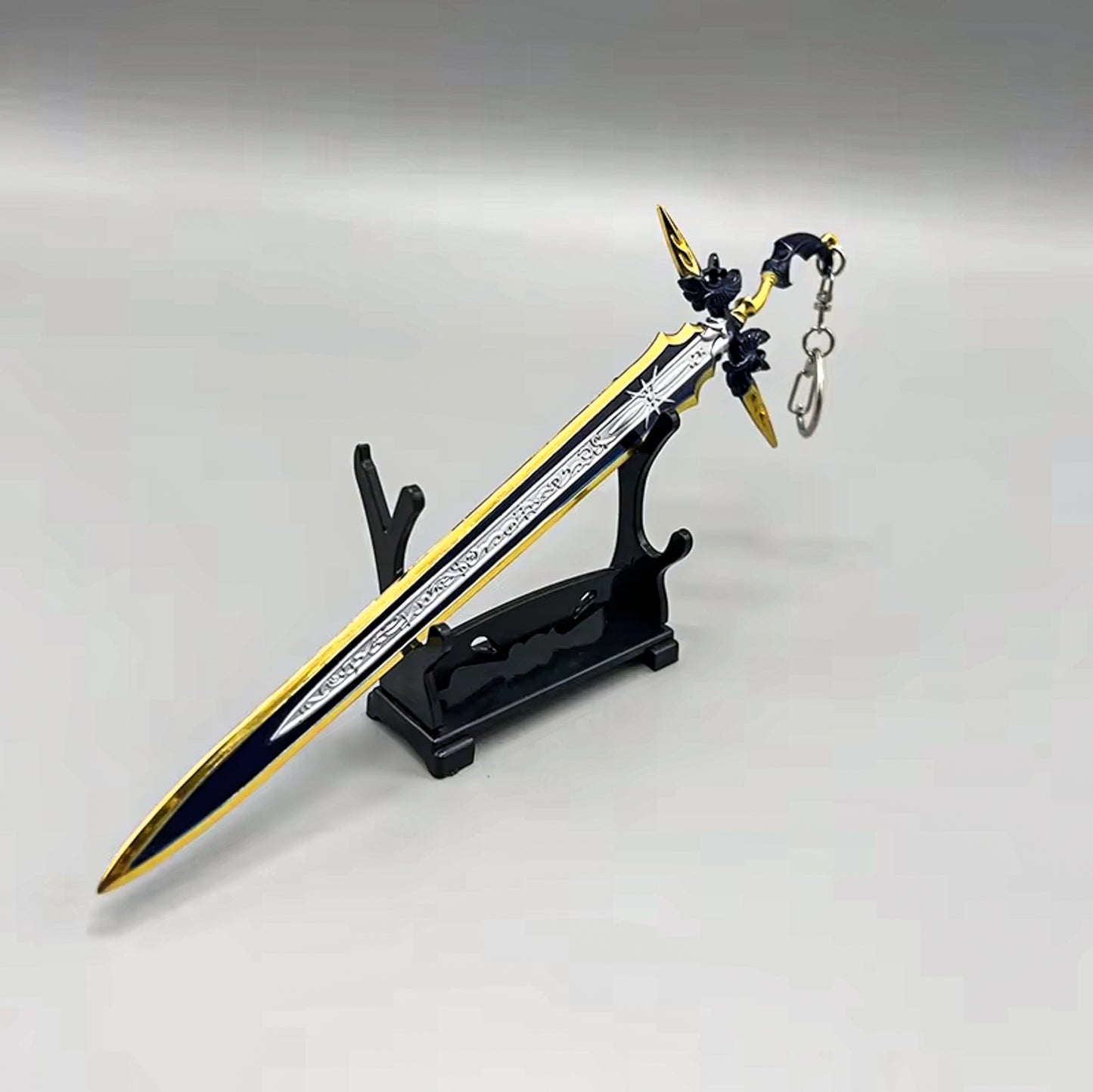 Final Fantasy XV 22cm Metal Ultima Sword Model Collectible 1:6 Scale
