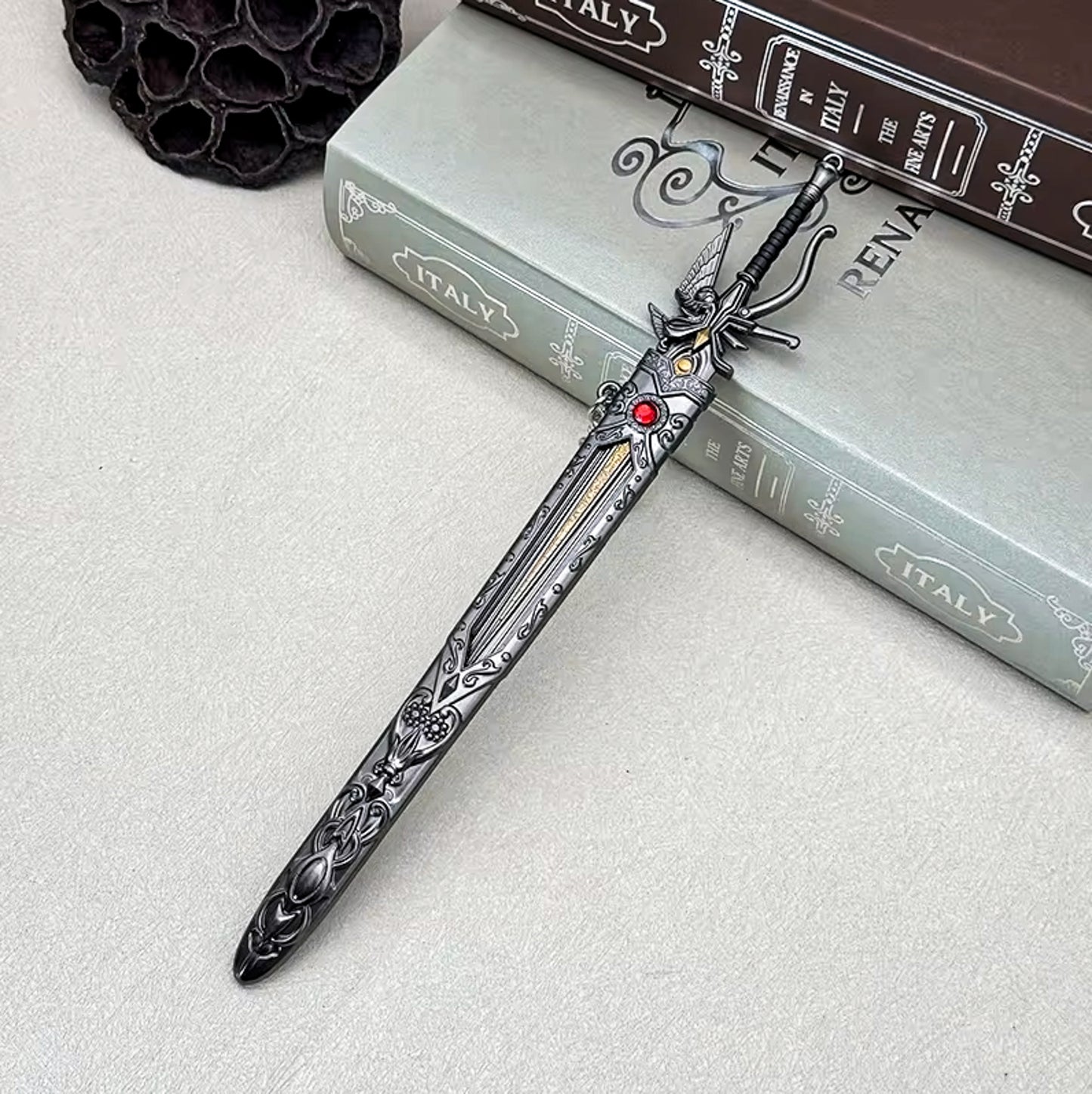 Final Fantasy XV 23cm Sword of the Father Final King Regis Metal Weapon - Sword of the Father Available at 2Fast2See.co