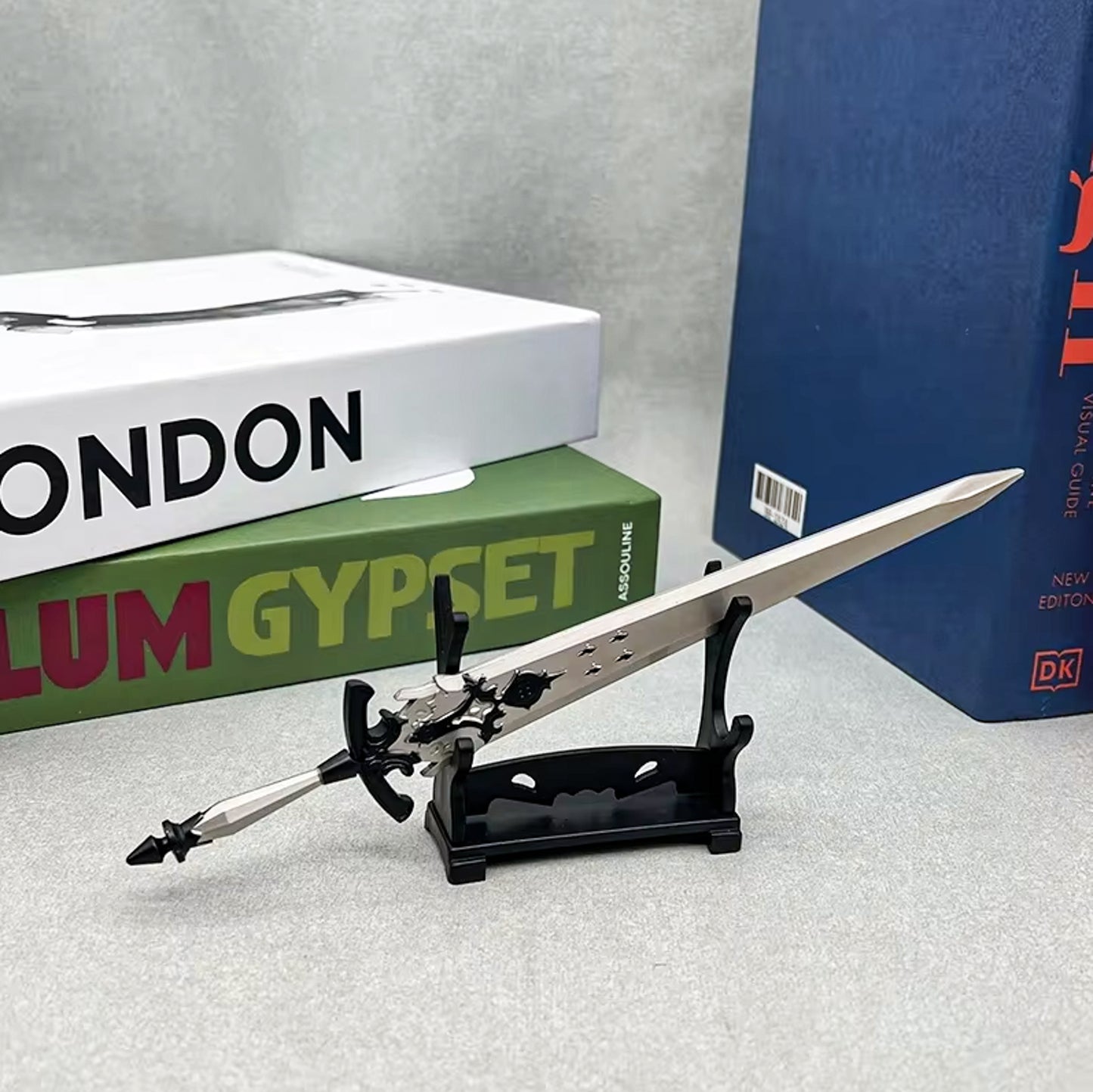 Final Fantasy XVI 22cm Replica Diamond Sword Metal Weapon Model Collectible 1:6 Scale