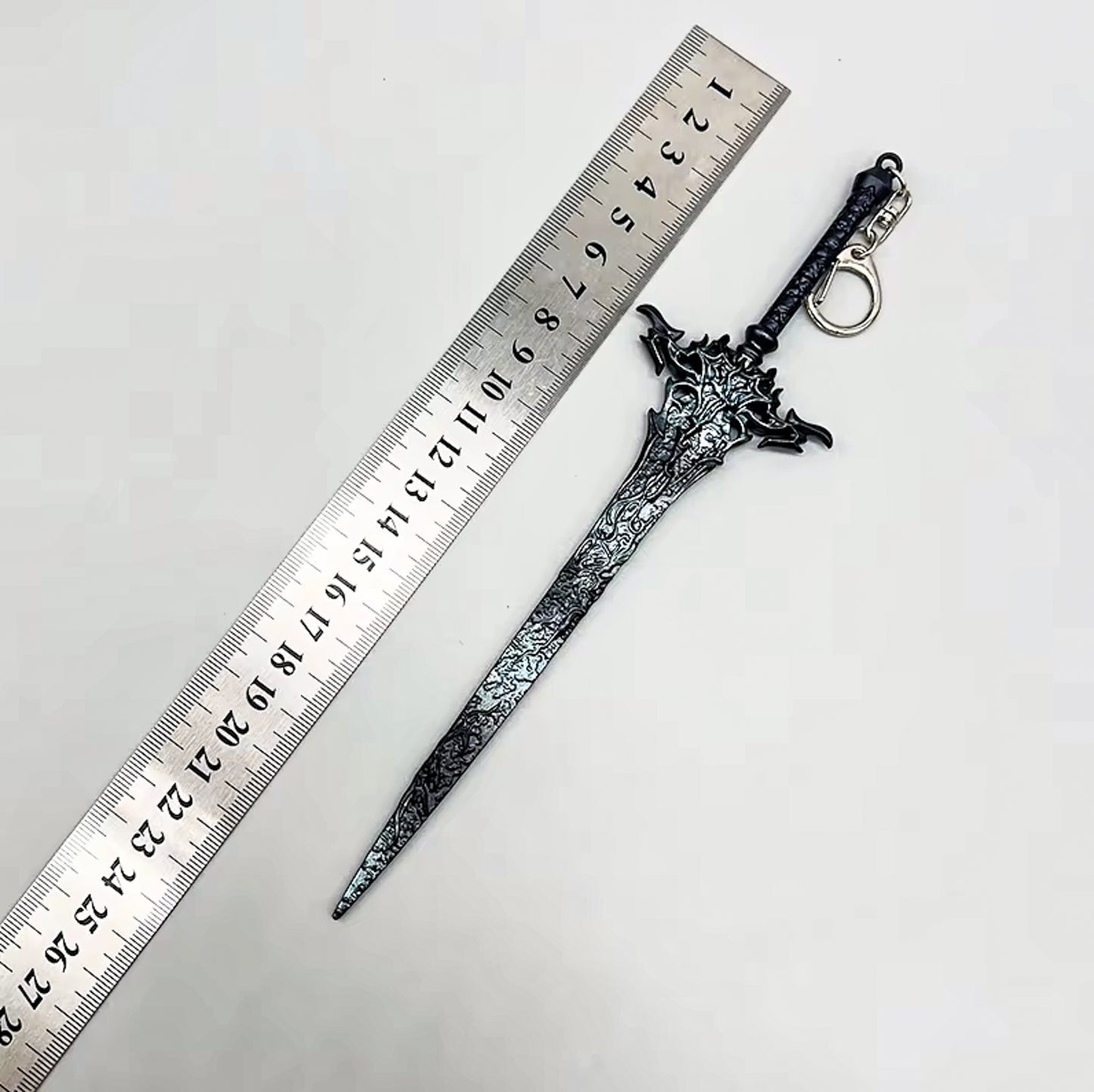 Final Fantasy XVI 22cm Ultima Weapon Clive Rosfield 1:6 Metal Sword Weapon