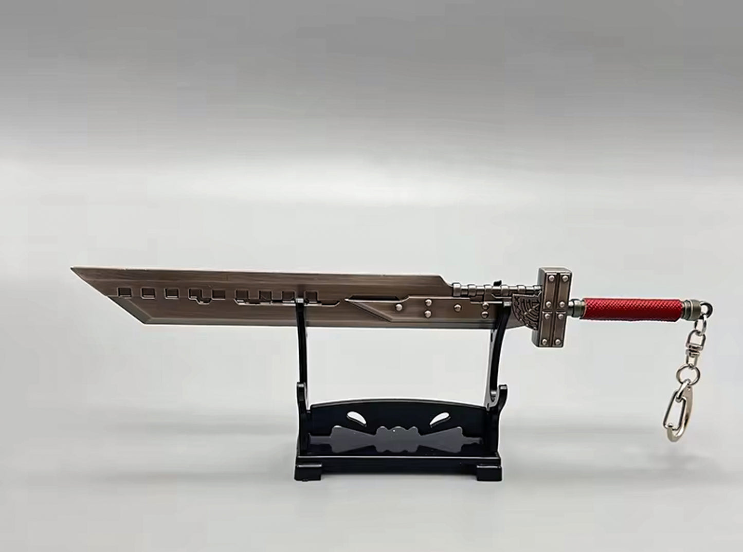 Final Fantasy VII 21cm Fusion Sword Cloud Strife 1:6 Metal Weapon