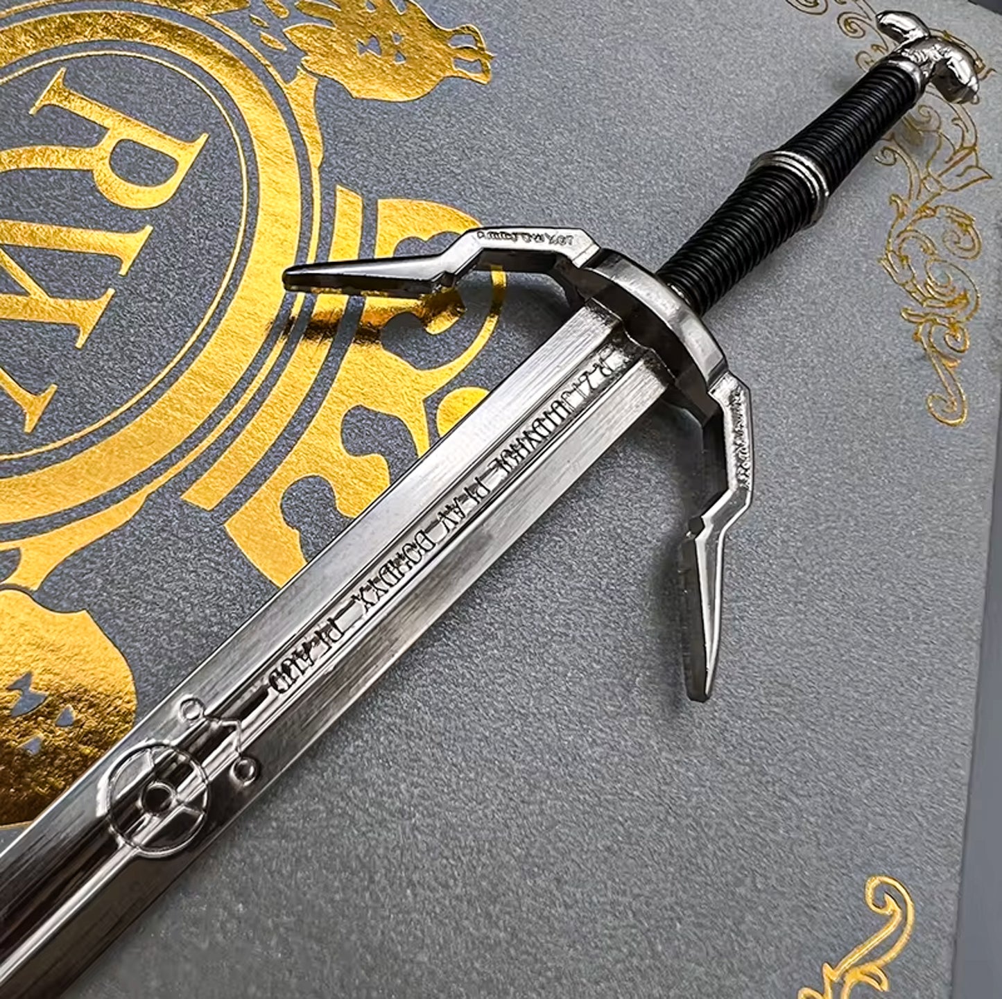 The Witcher Geralt of Rivia 22cm Metal Silver Sword