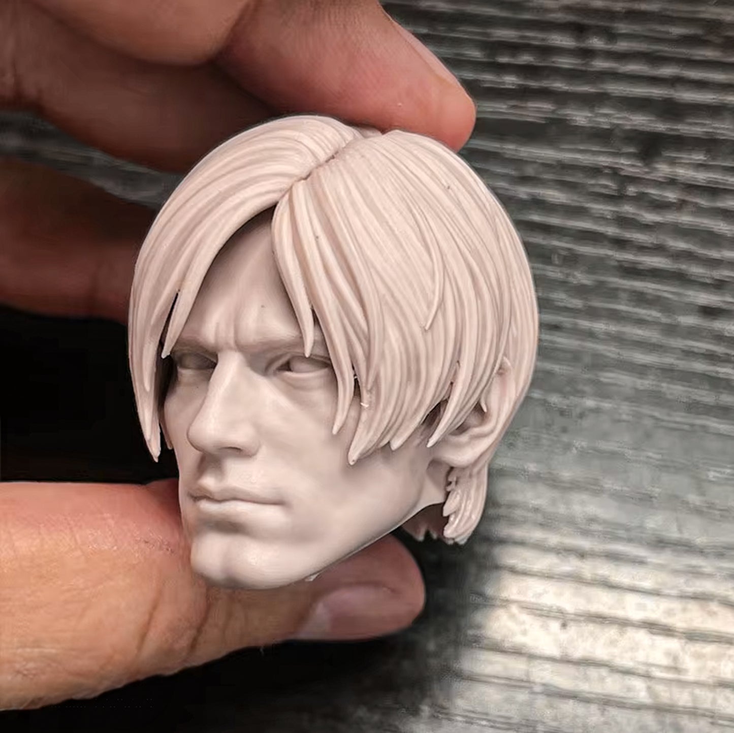Resident Evil Leon Kennedy Head Sculpt Carving Model Unpainted