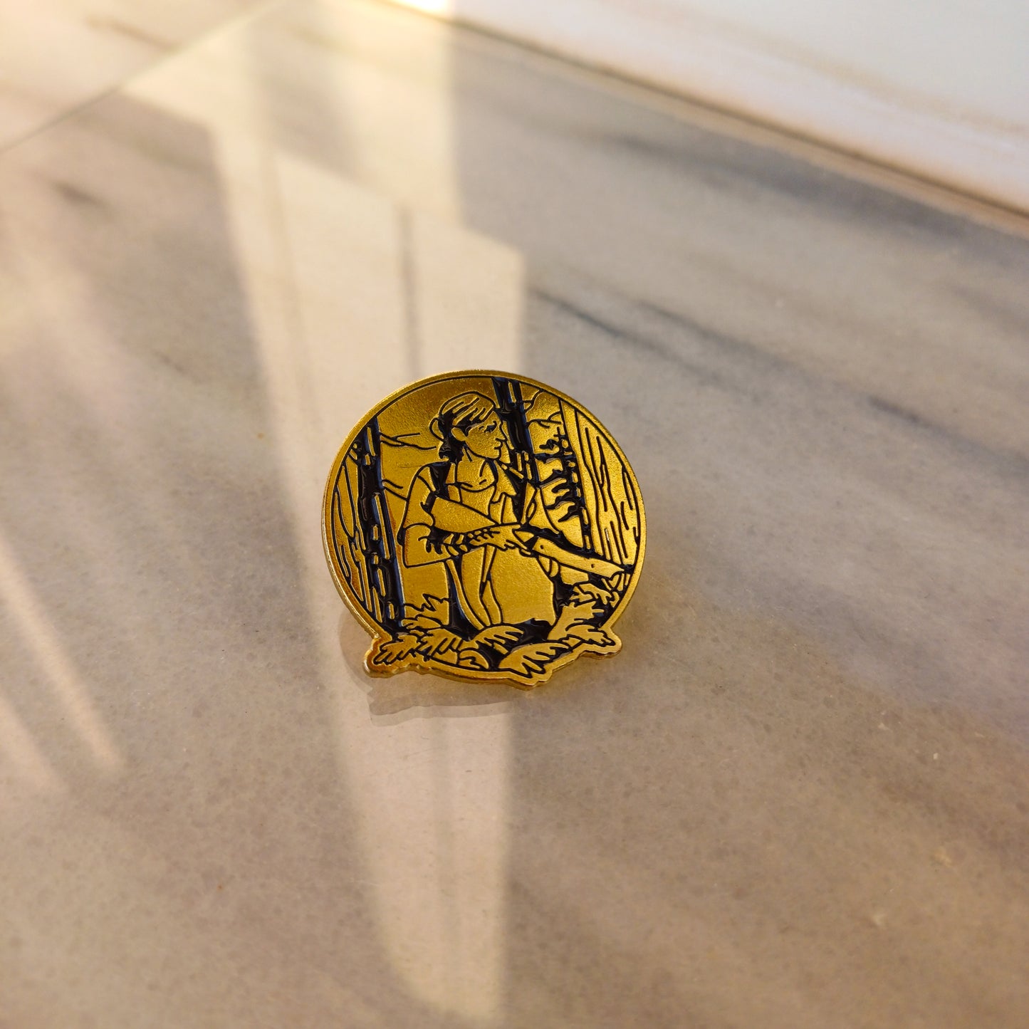 The Last Of Us Ellie With Her Rifle Gold Pin - Default Title Available at 2Fast2See.co