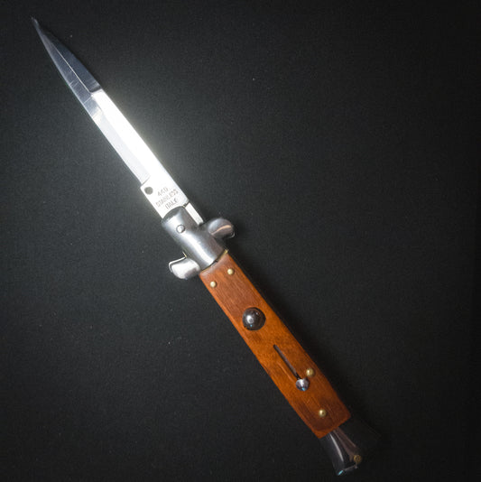 The Last of Us Ellie's Switchblade Handmade Replica - Default Title Available at 2Fast2See.co