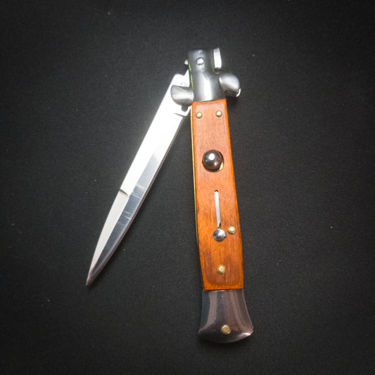 The Last of Us Ellie's Switchblade Handmade Replica - Default Title Available at 2Fast2See.co