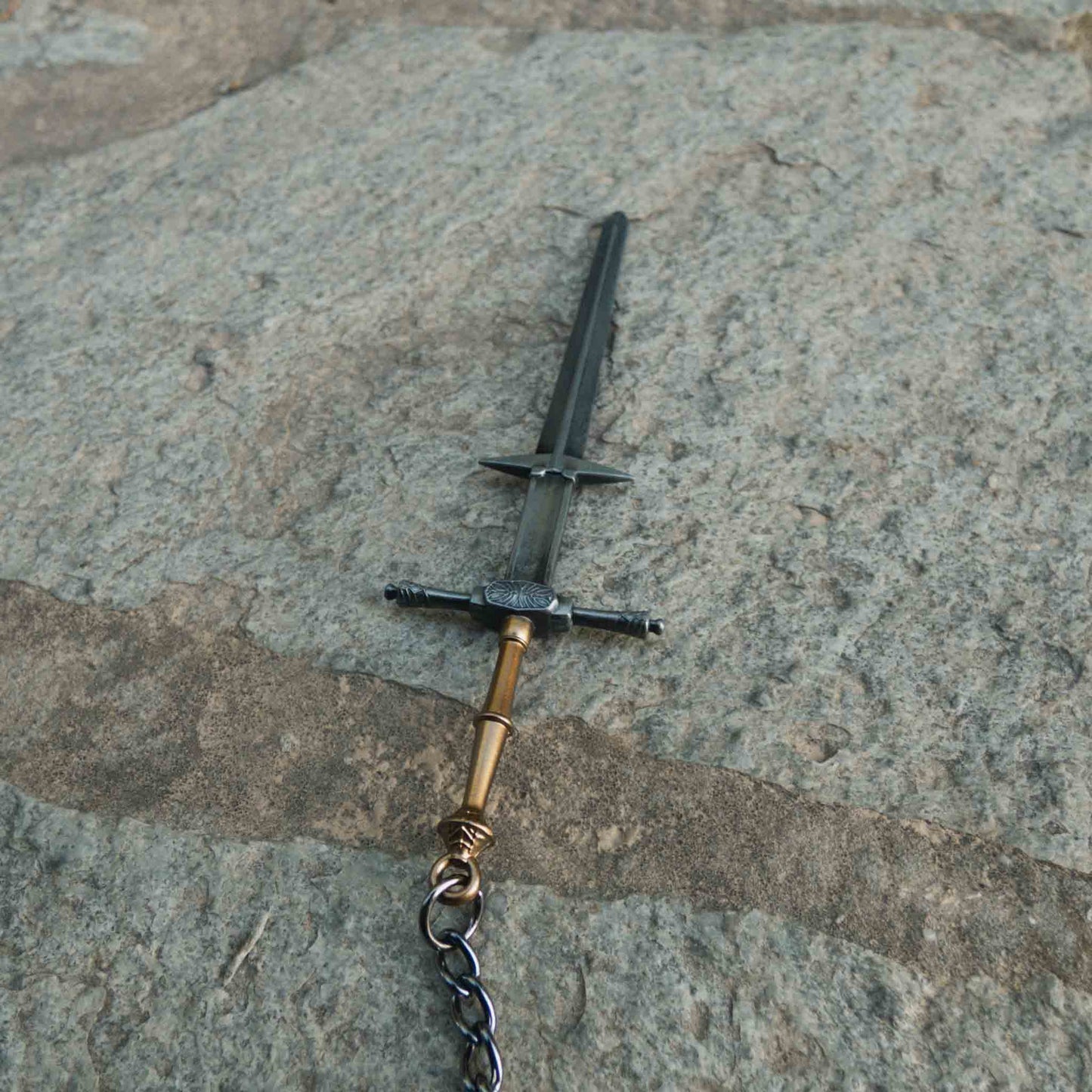 Dark Souls 1 Remastered Zweihander Sword Authentic Keychain