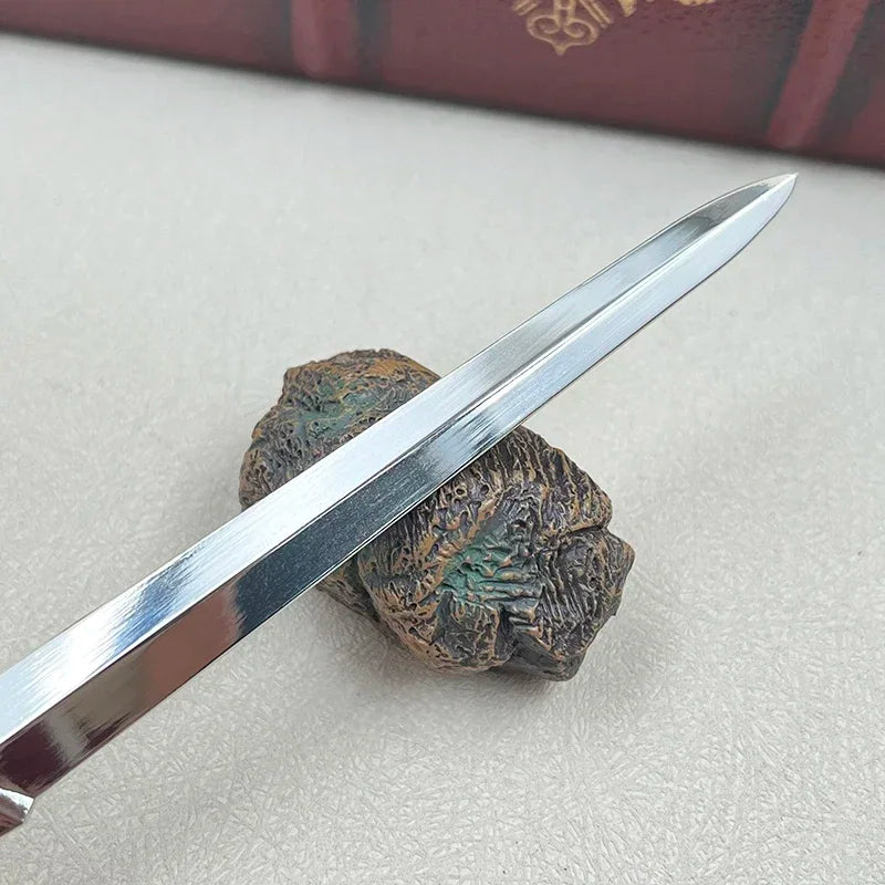Final Fantasy XVI Invictus Sword 22cm Clive Rosfield Metal Weapon Model