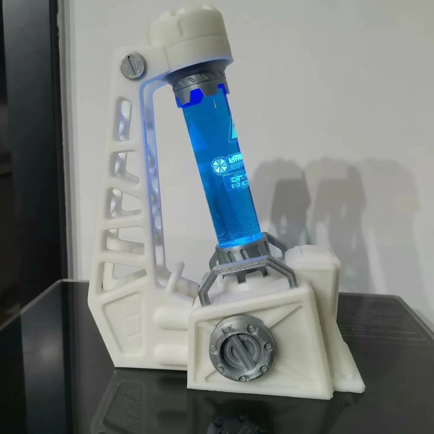 Resident Evil Game Working T Virus Umbrella Table Lamp Cosplay Collection Item