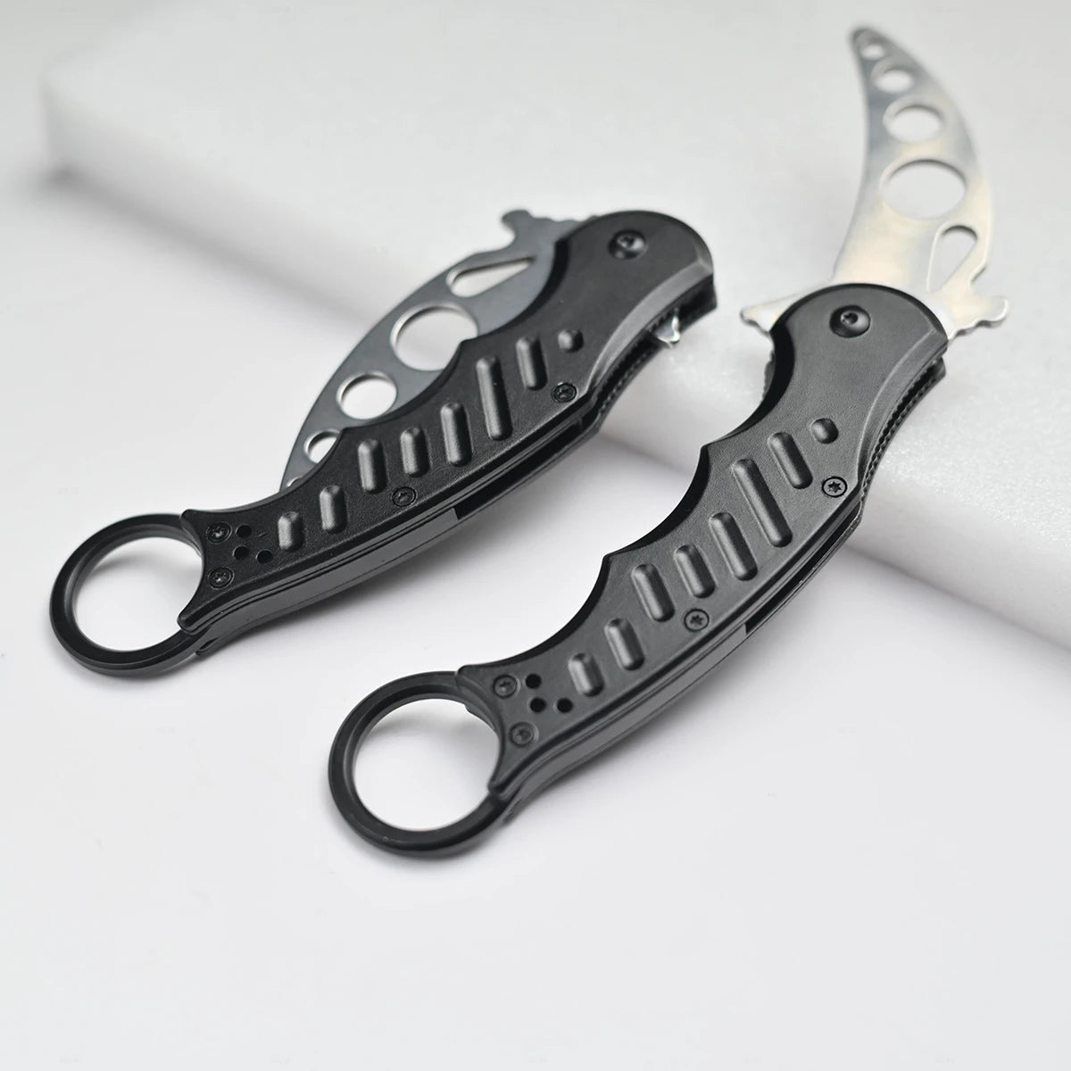 CSGO Folding Knife Game Aluminum Handle Training Knife