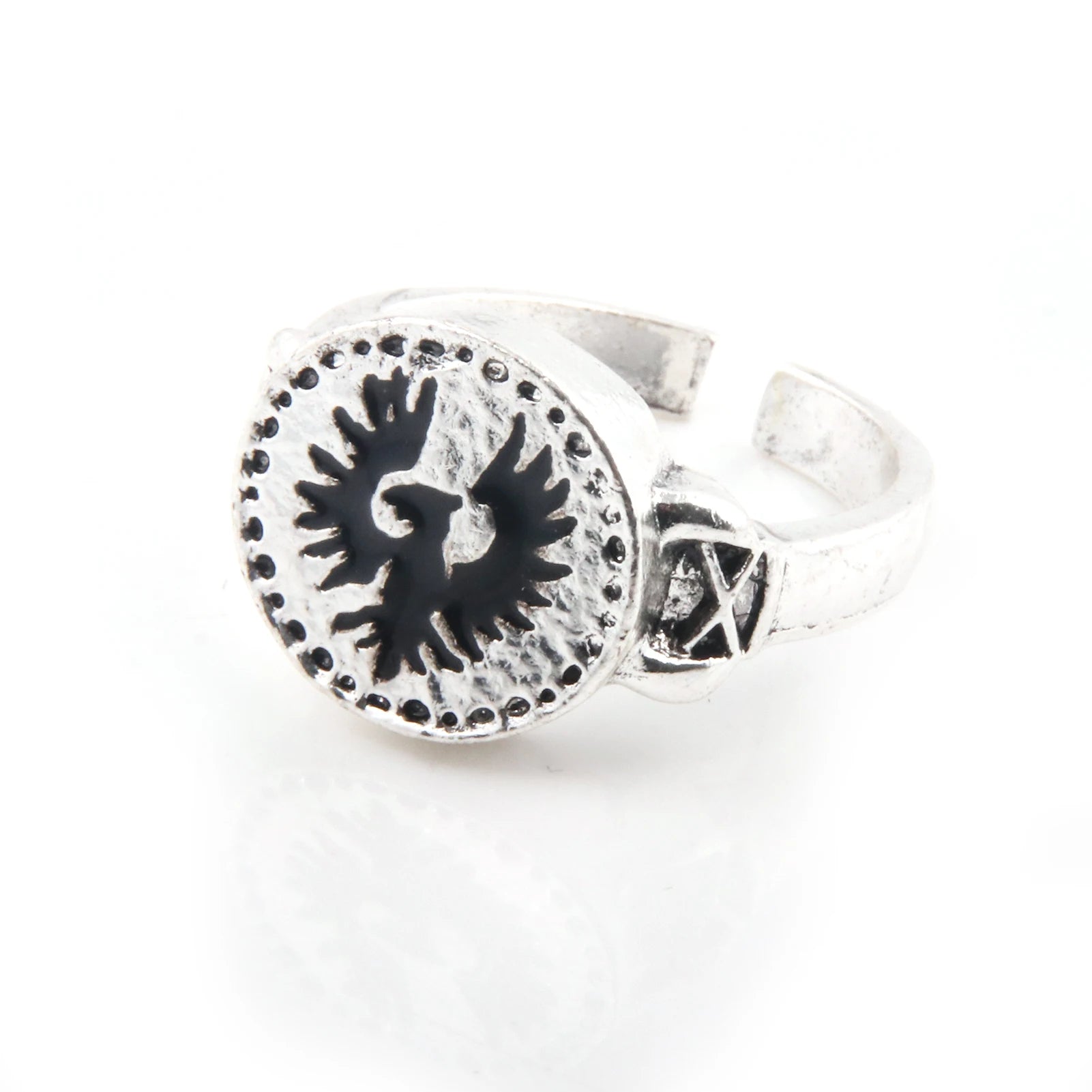Dark Souls Adjustable Rings - 8 / Adjustable Available at 2Fast2See.co