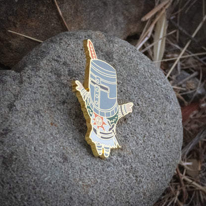 Dark Souls Game Praise The Sun Enamel Pin Backpack Lapel Badges