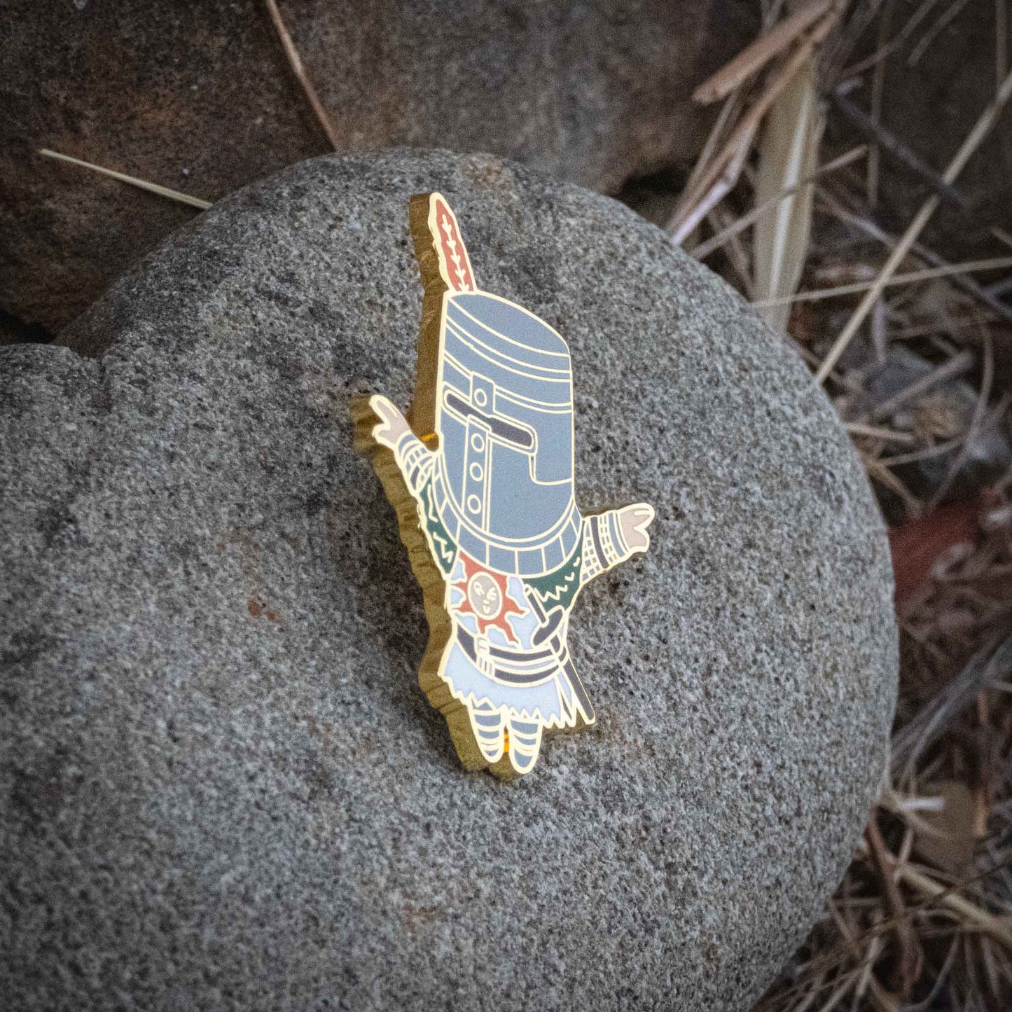 Dark Souls Game Praise The Sun Enamel Pin Backpack Lapel Badges