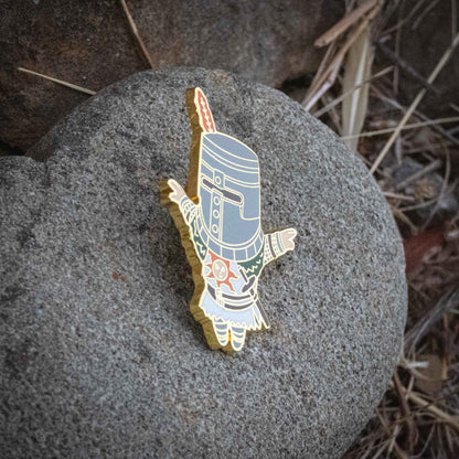 Dark Souls Game Praise The Sun Enamel Pin Backpack Lapel Badges