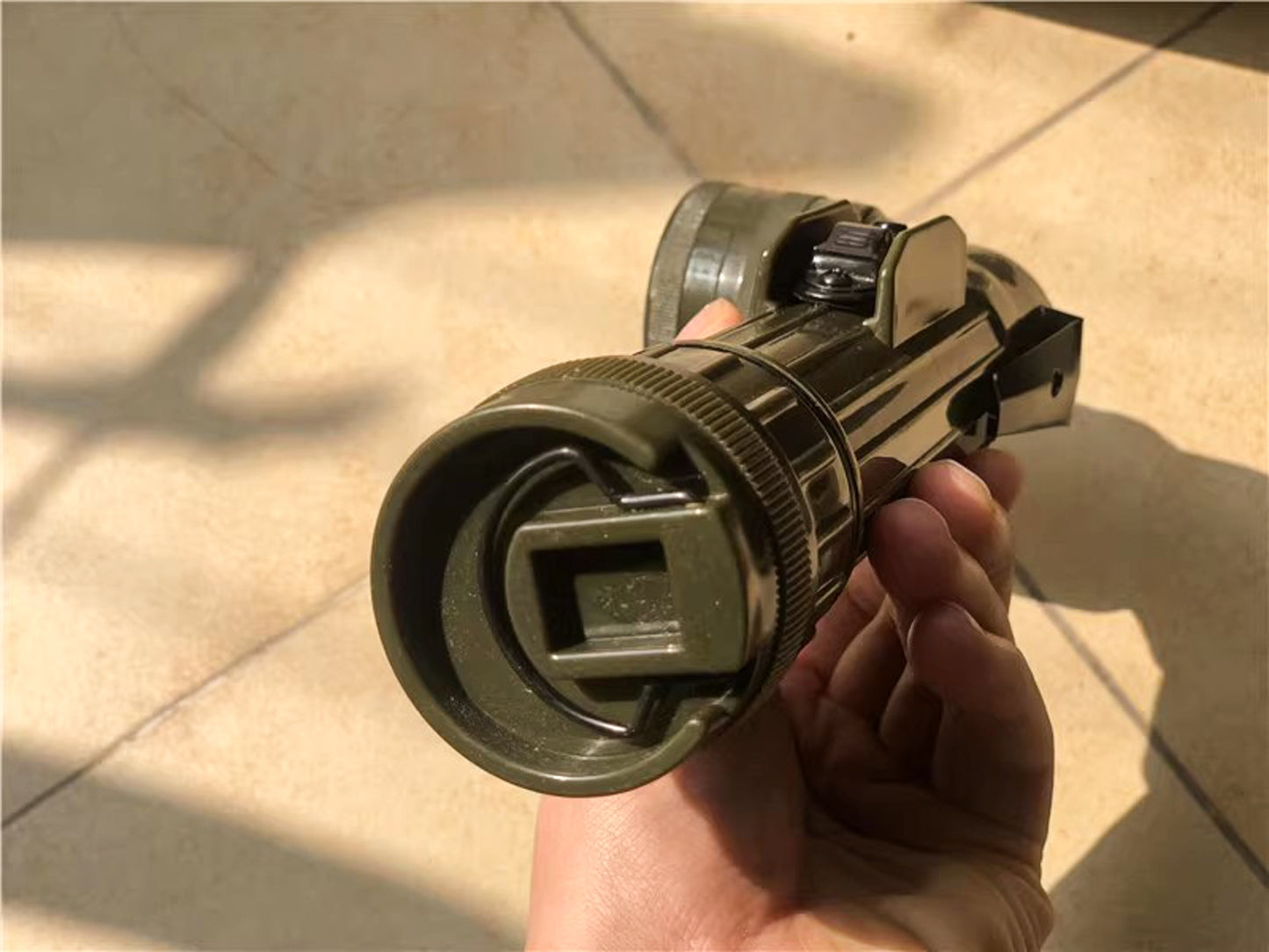 The Last of Us Abby's Flashlight Replica with Game Inspired Filters
