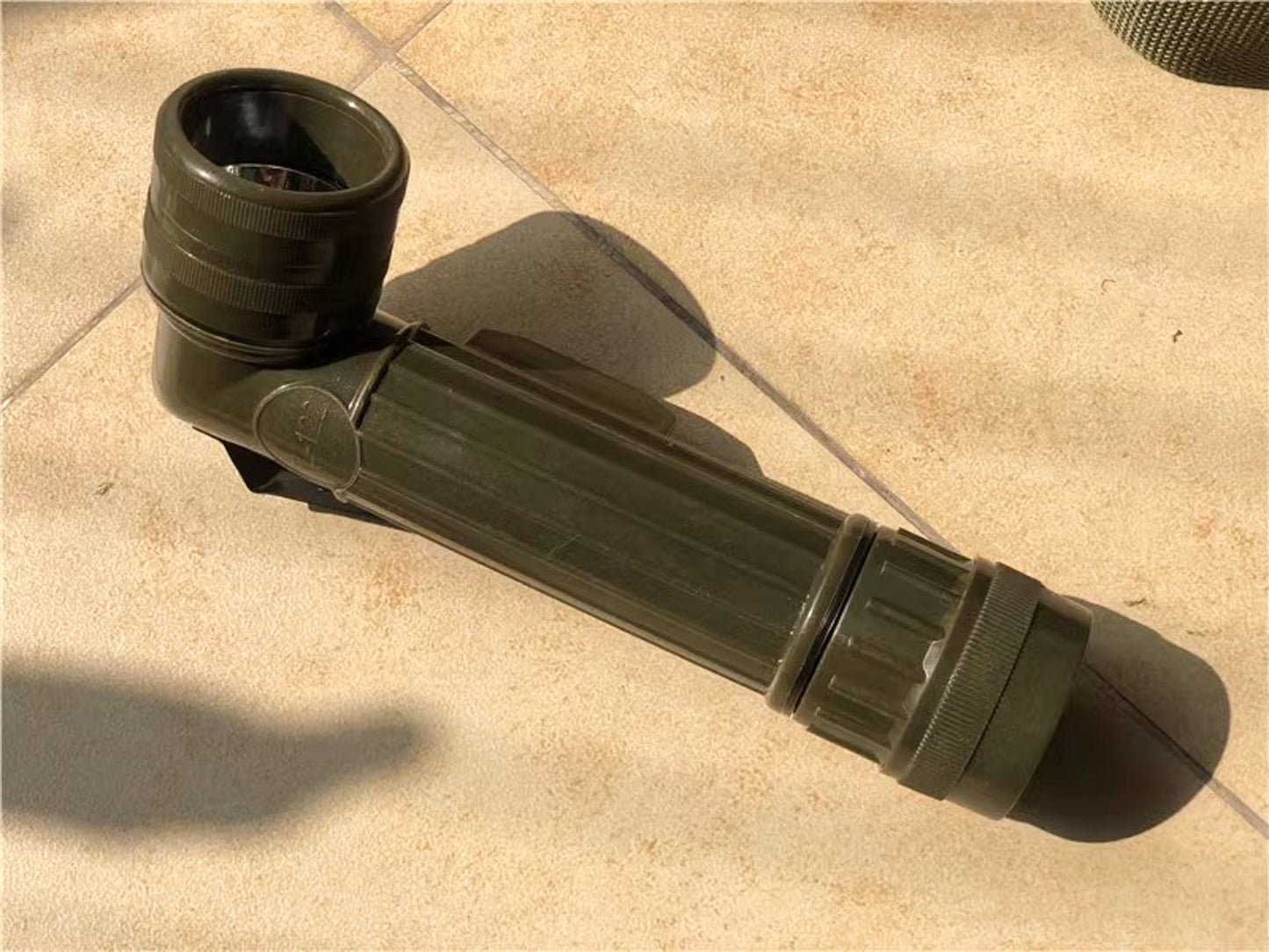 The Last of Us Abby's Flashlight Replica with Game Inspired Filters