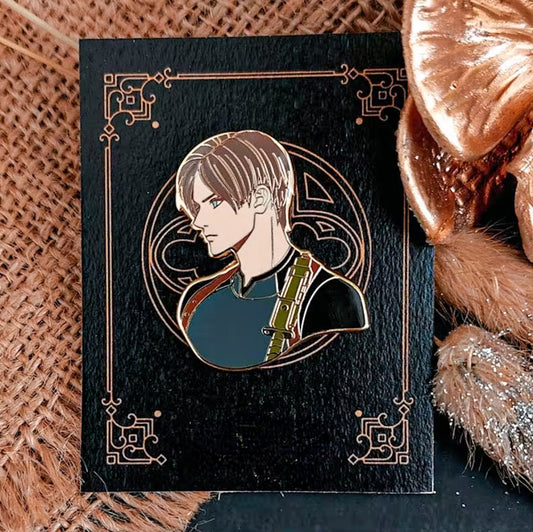 Resident Evil 4 - Leon Kennedy - Hard Enamel Pin
