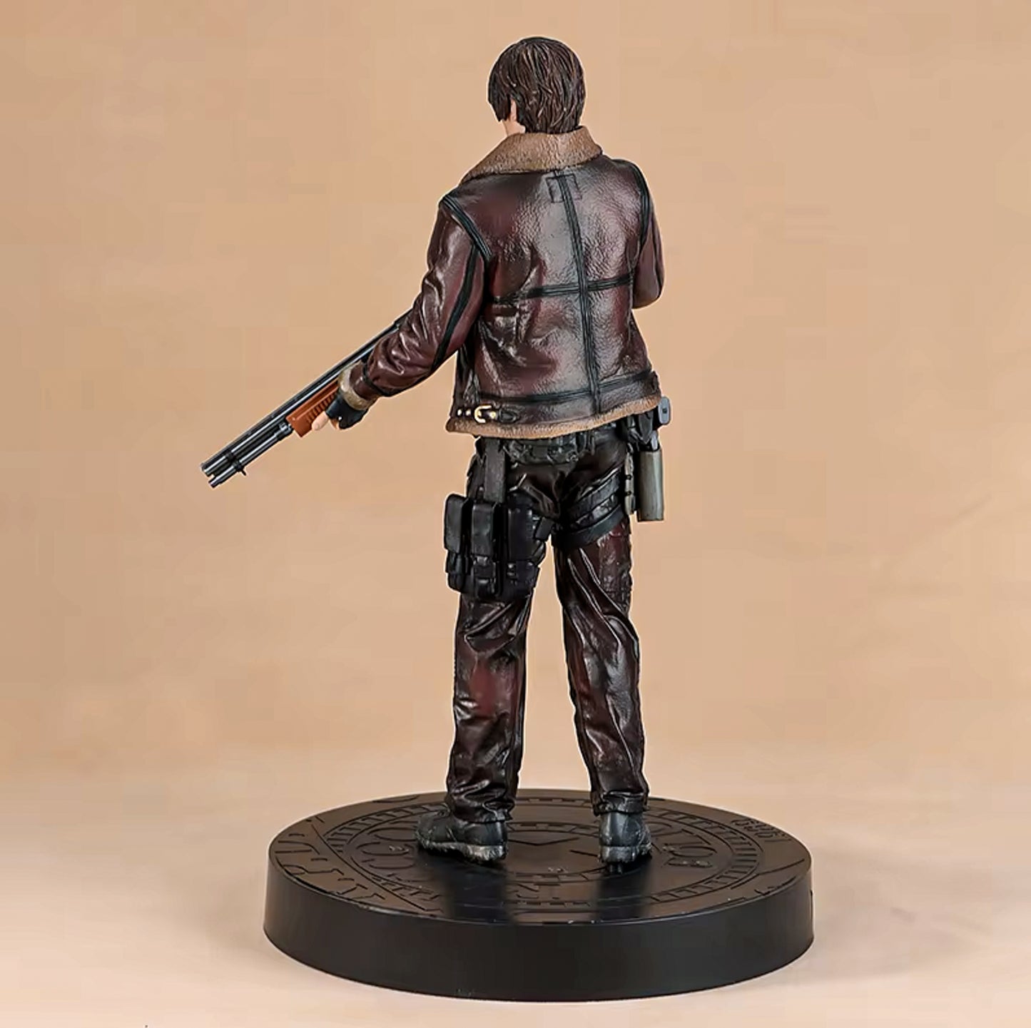 Resident Evil Leon S. Kennedy 33cm PVC Action Figure Biohazard Game