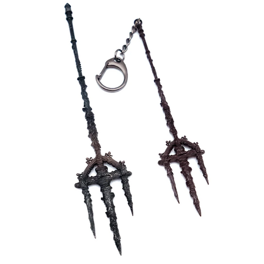 Elden Ring Mohgwyn's Sacred Spear Game Keychain - Premium Pendant Keychain