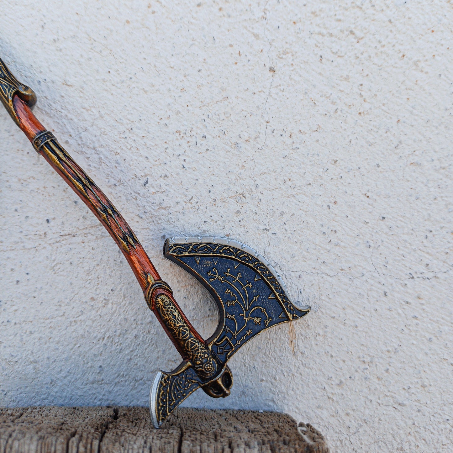 God of War Epic Leviathan Axe Very Detailed Keychain with Clasp 12cm - Leviathan Axe Available at 2Fast2See.co
