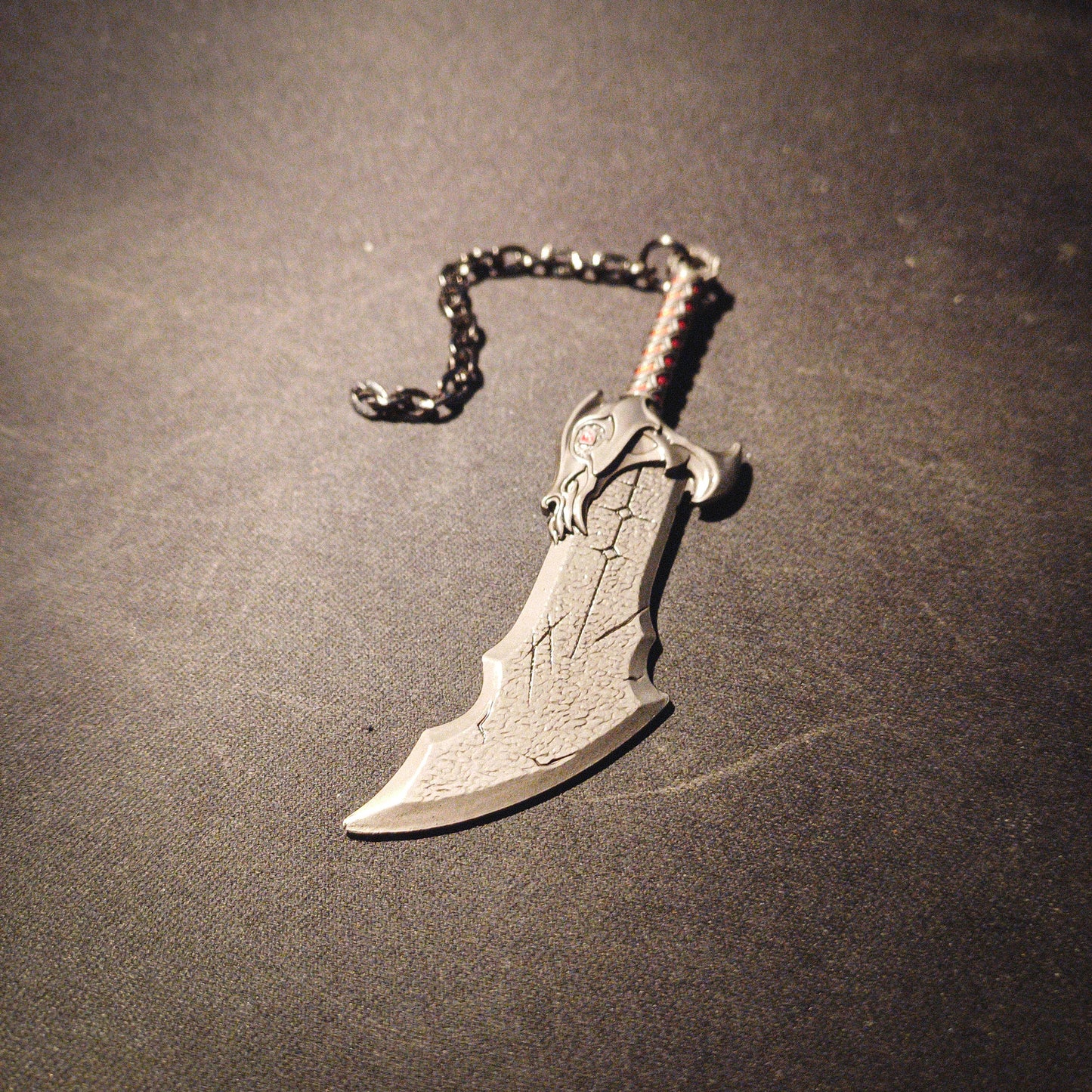 God of War Kratos Metallic Blade of Chaos Keychain With Clasp Black Red