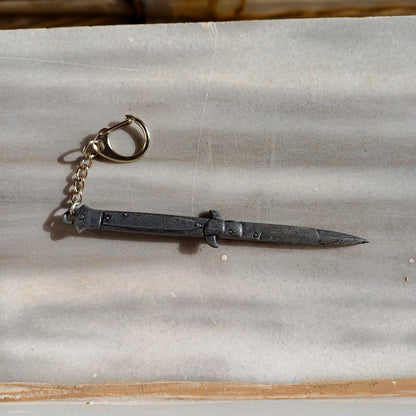 The Last of Us Ellie's Switchblade Keychain with Clasp