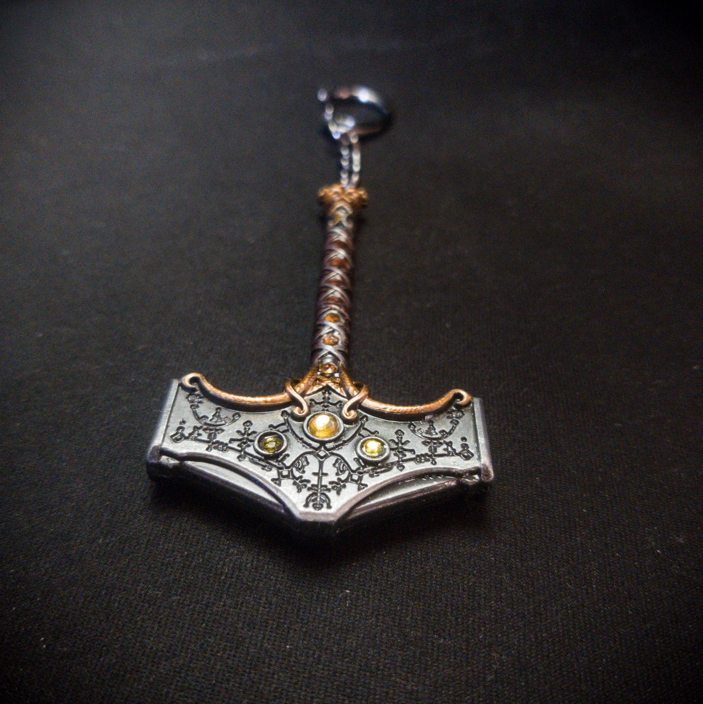 God of War Epic Thor's Hammer Very Detailed Keychain with Clasp