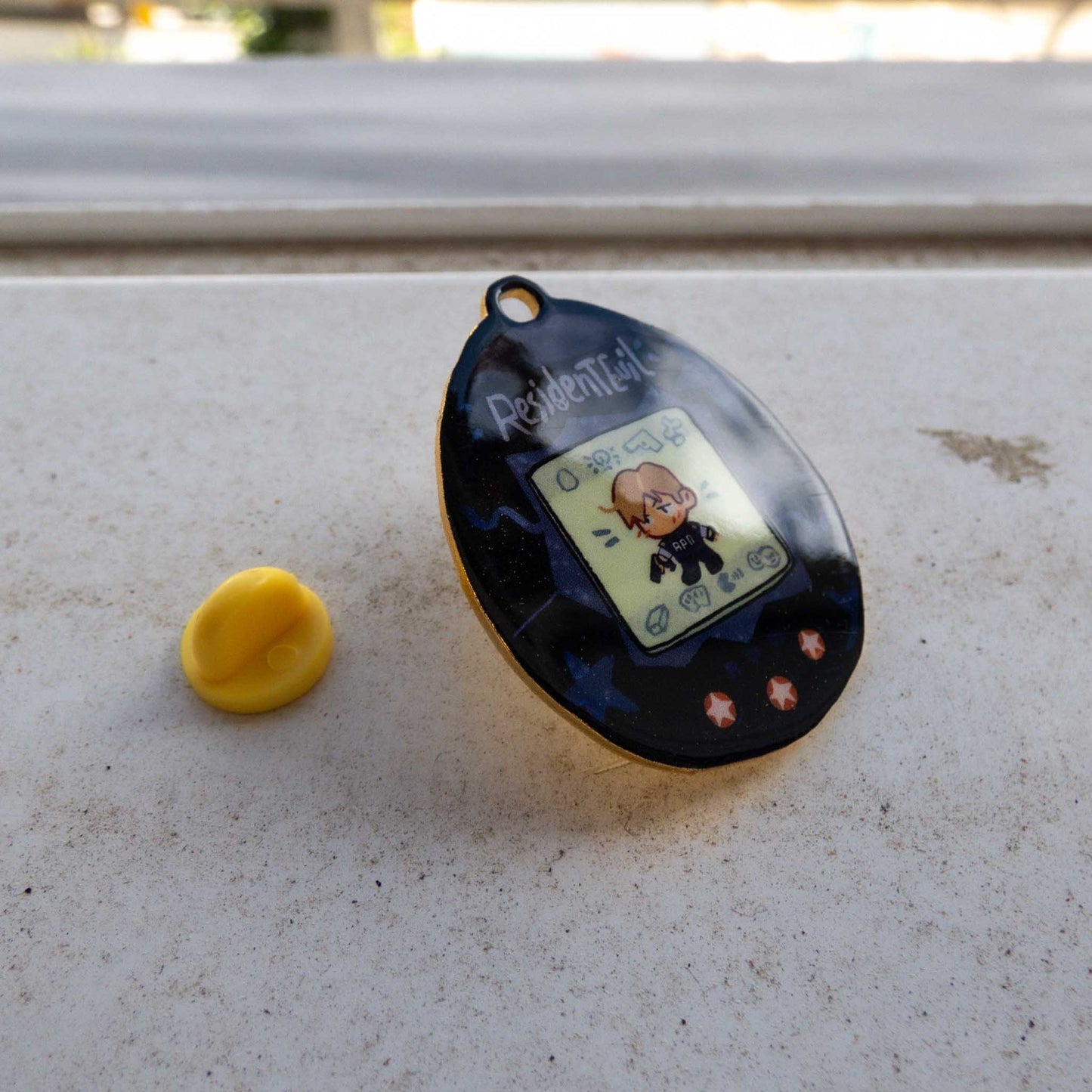 Resident Evil Leon Scott Kennedy Metallic Pin