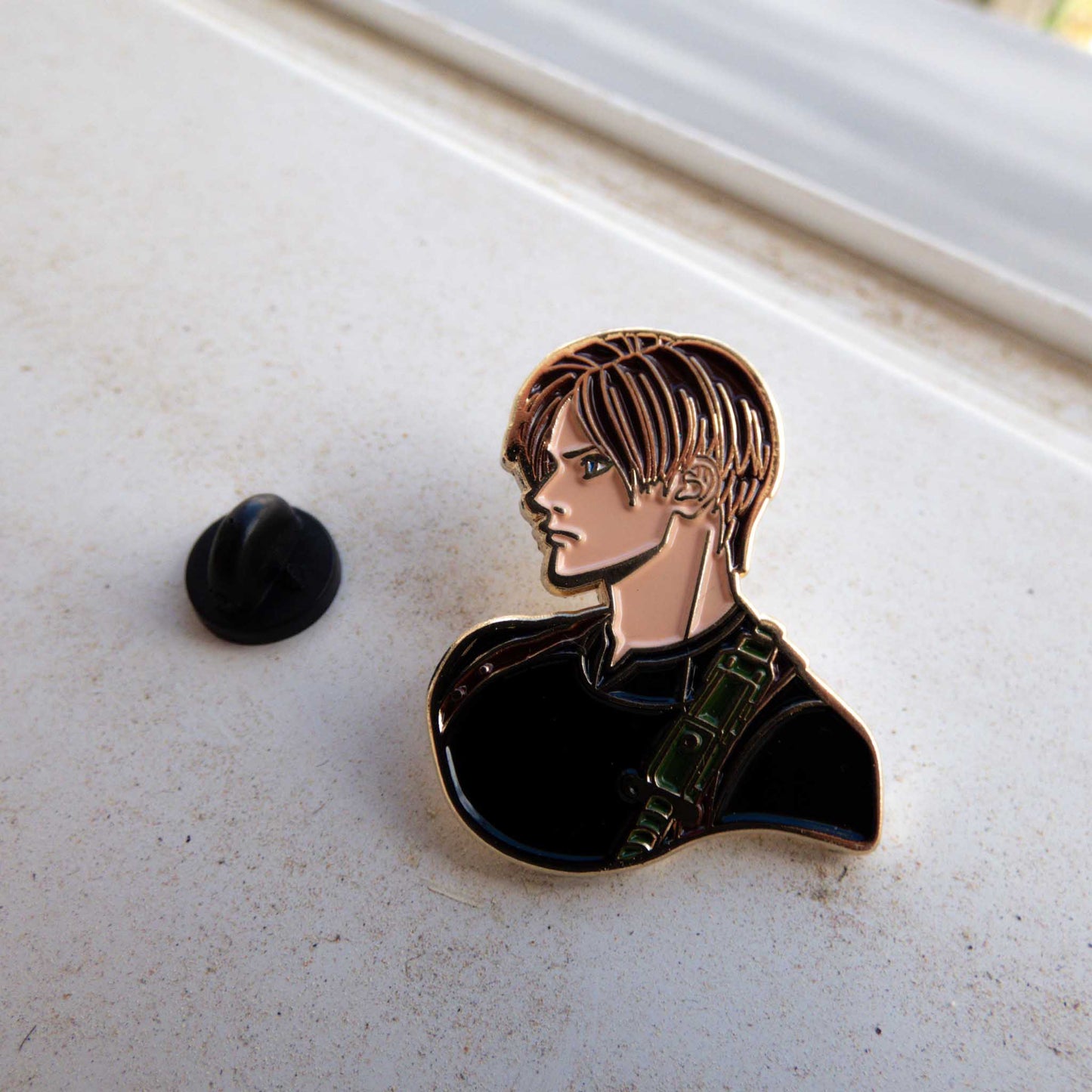 Resident Evil Leon Kennedy Enamel Pin