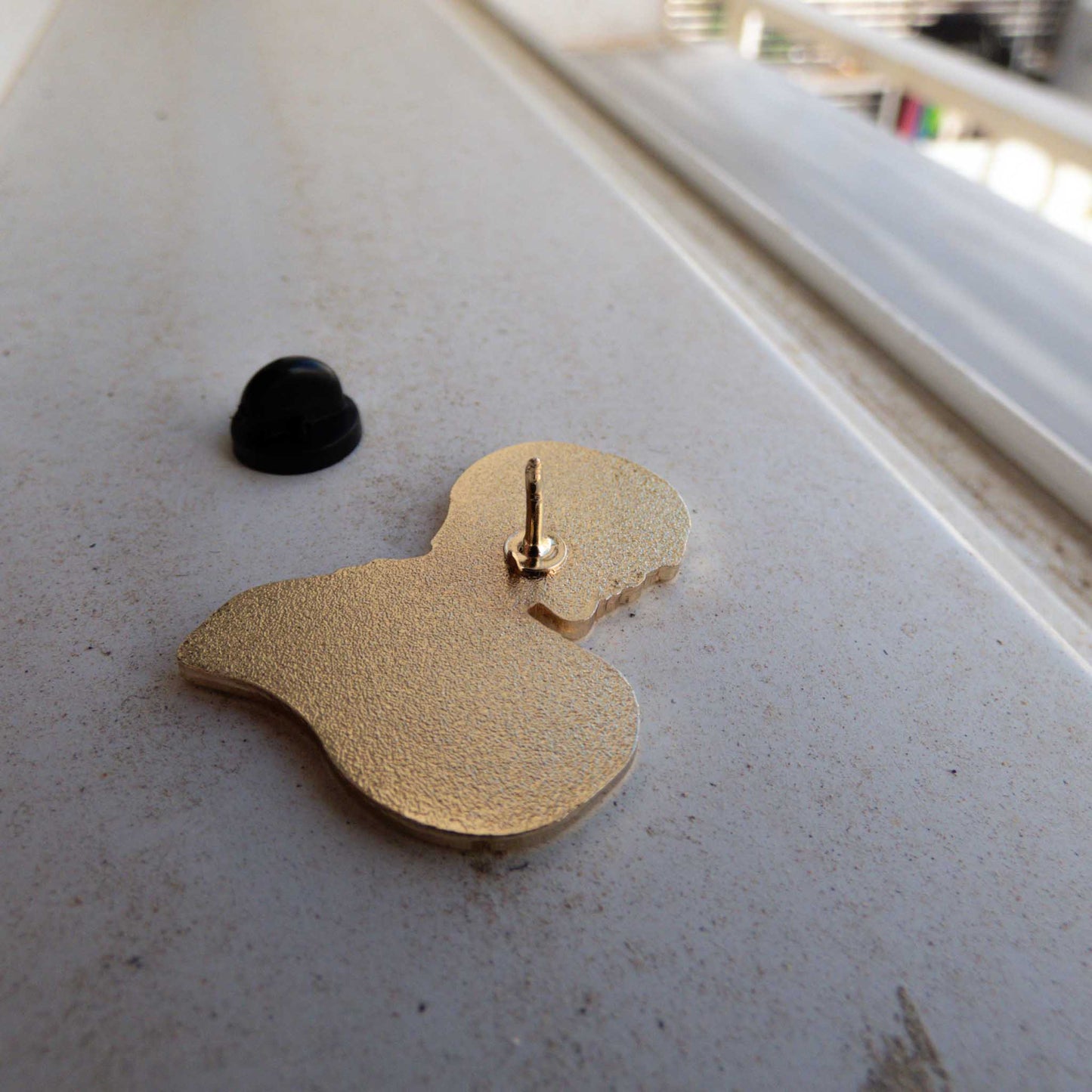 Resident Evil Leon Kennedy Enamel Pin