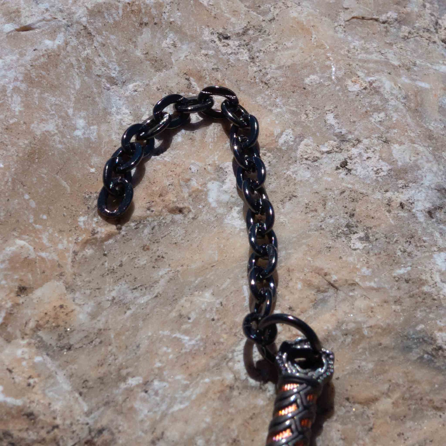 God of War Kratos Metallic Blade of Chaos Keychain With Clasp Black Red