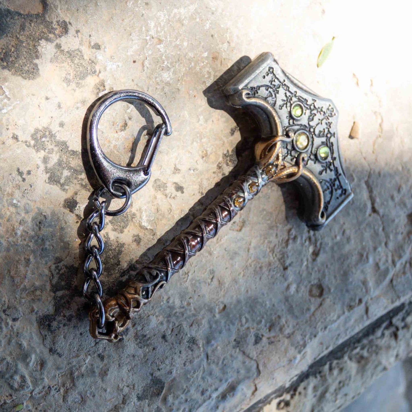 God of War Epic Thor's Hammer Very Detailed Keychain With Clasp 8cm