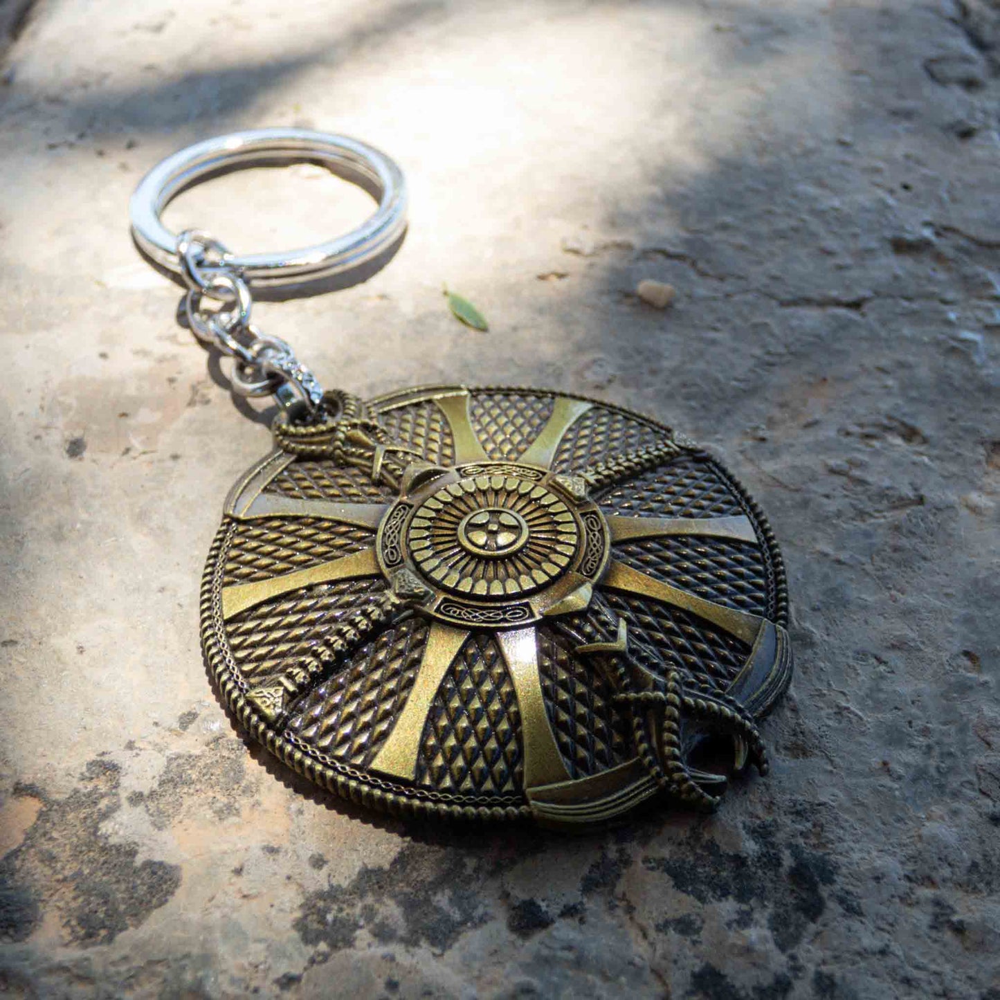 God of War Ragnarok - Kratos Gold Guardian Shield Keychain