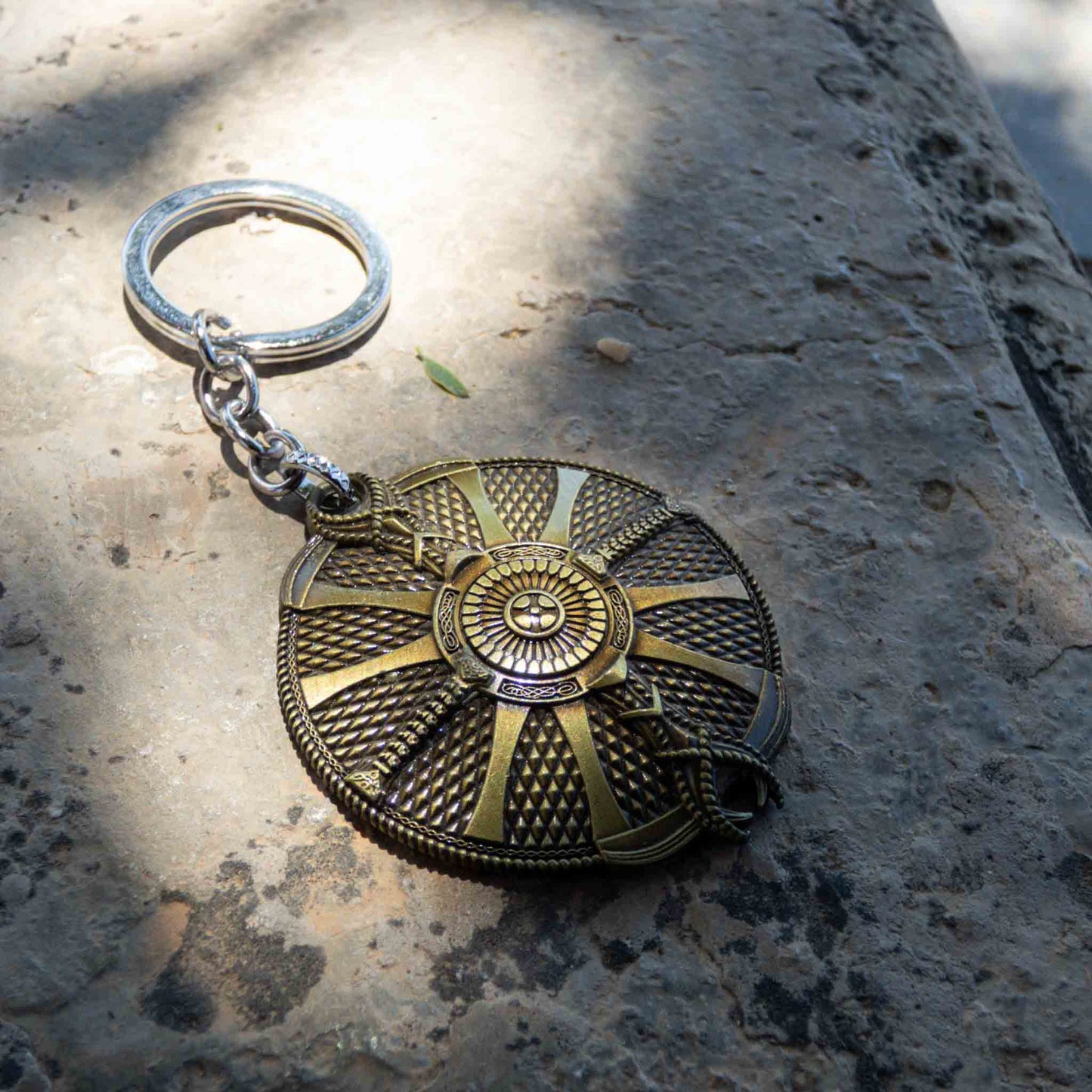 God of War Ragnarok - Kratos Gold Guardian Shield Keychain