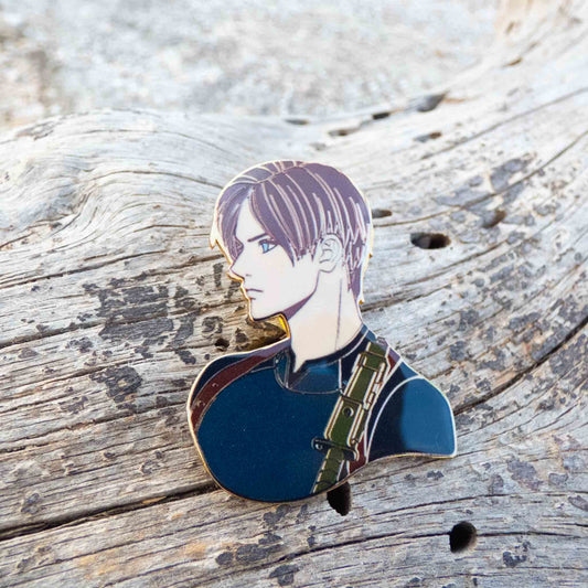 Resident Evil 4 - Leon Kennedy - Hard Metallic Enamel Pin