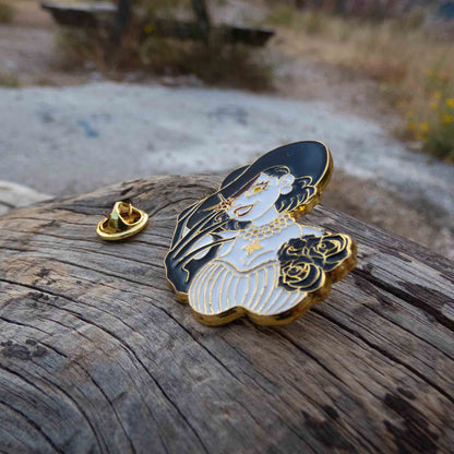 Resident Evil Village Lady Dimitrescu Metallic Brooch Pin