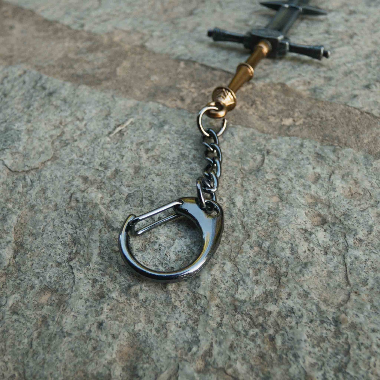 Dark Souls 1 Remastered Zweihander Sword Authentic Keychain
