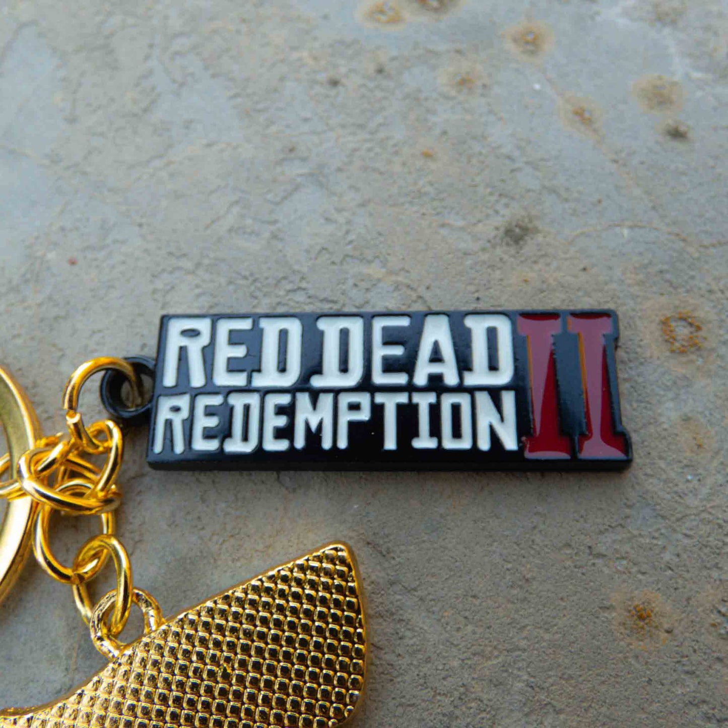 Red Dead Redemption Gold Revolver Keychain