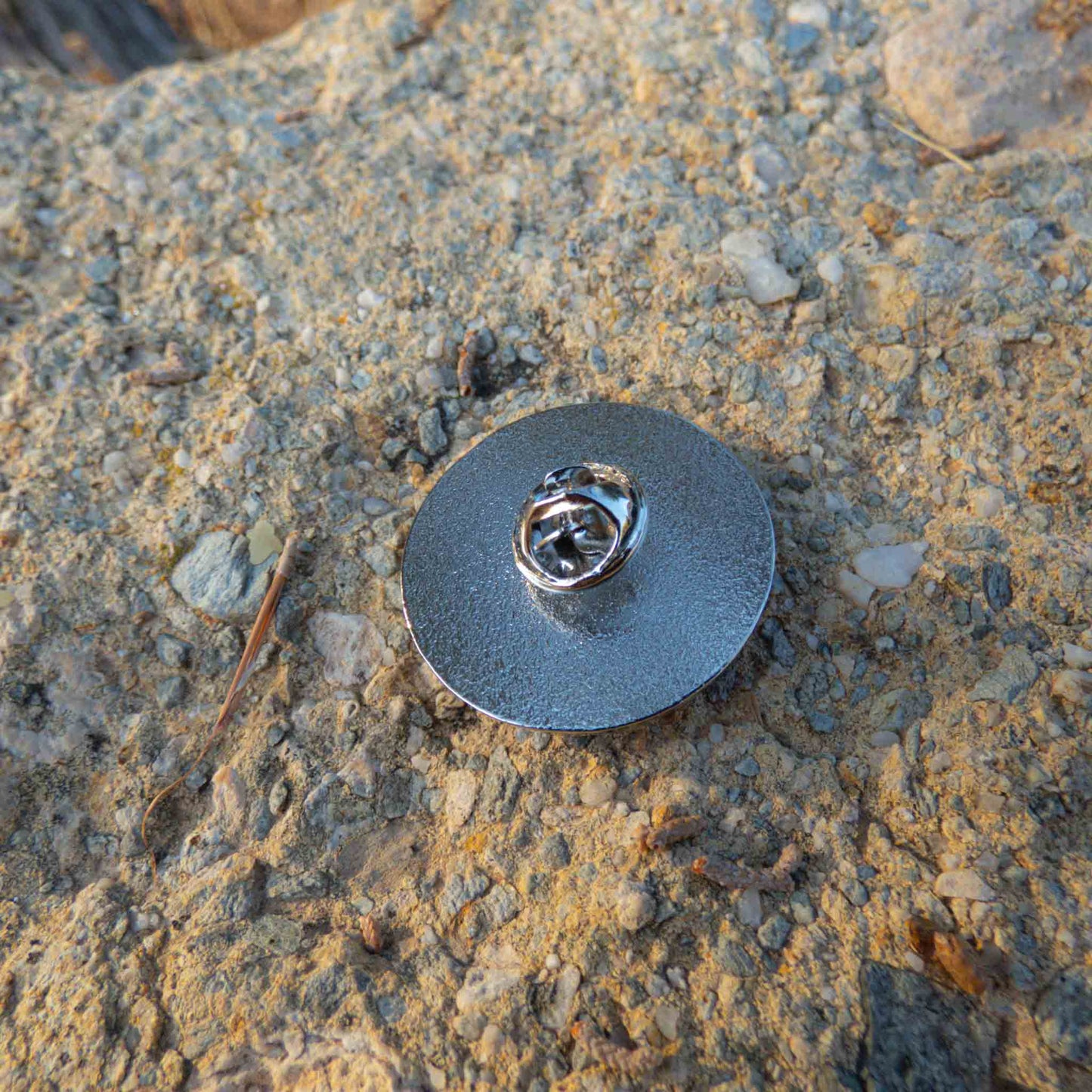 Detroit: Become Human Jericho Deviant Androids Round Metal Pin