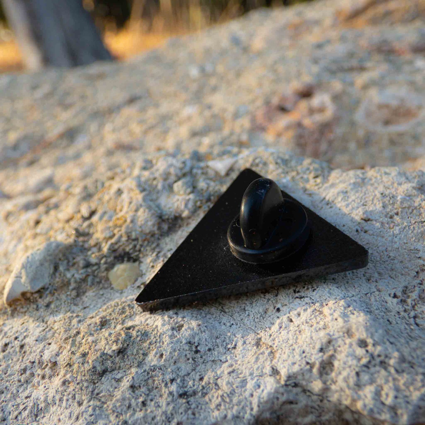 Detroit: Become Human Blue Android Triangle Pin Brooch