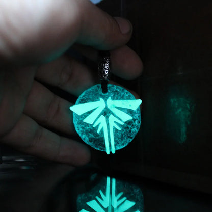 The Last Of Us 2 Crystal Pendant Necklace Glowing In The Dark Firefly Logo