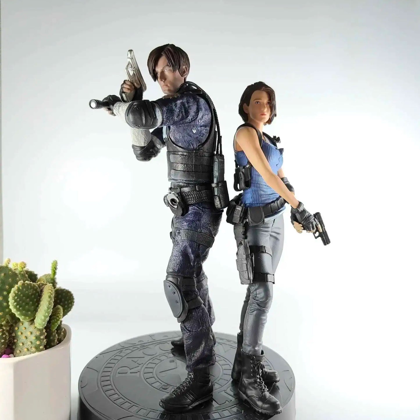 Resident Evil 3 Jill Valentine (Remake) 30cm Statue Action Figure