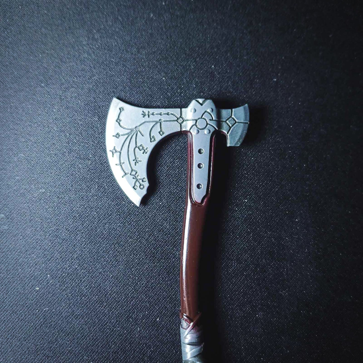 God of War Leviathan Axe Keychain with Clasp