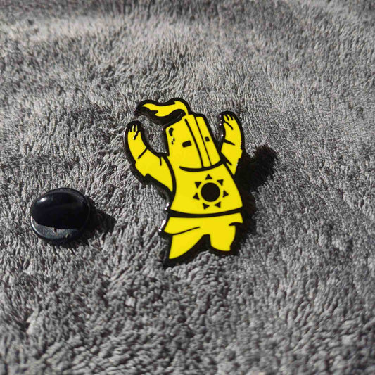 Dark Souls Game Badge Praise The Sun Metallic Enamel Pin