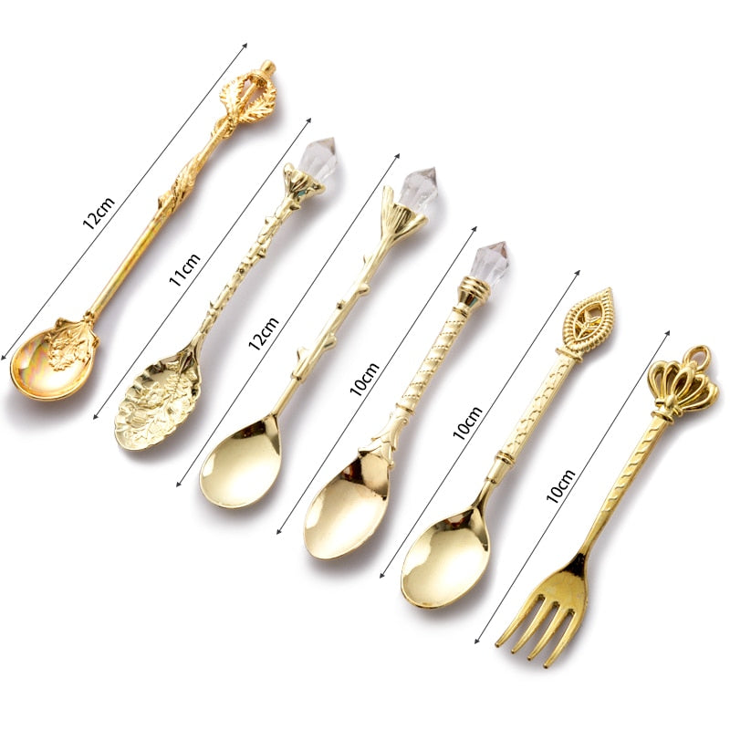 Vintage Dessert Royal Style Cutlery Set - Available at 2Fast2See.co