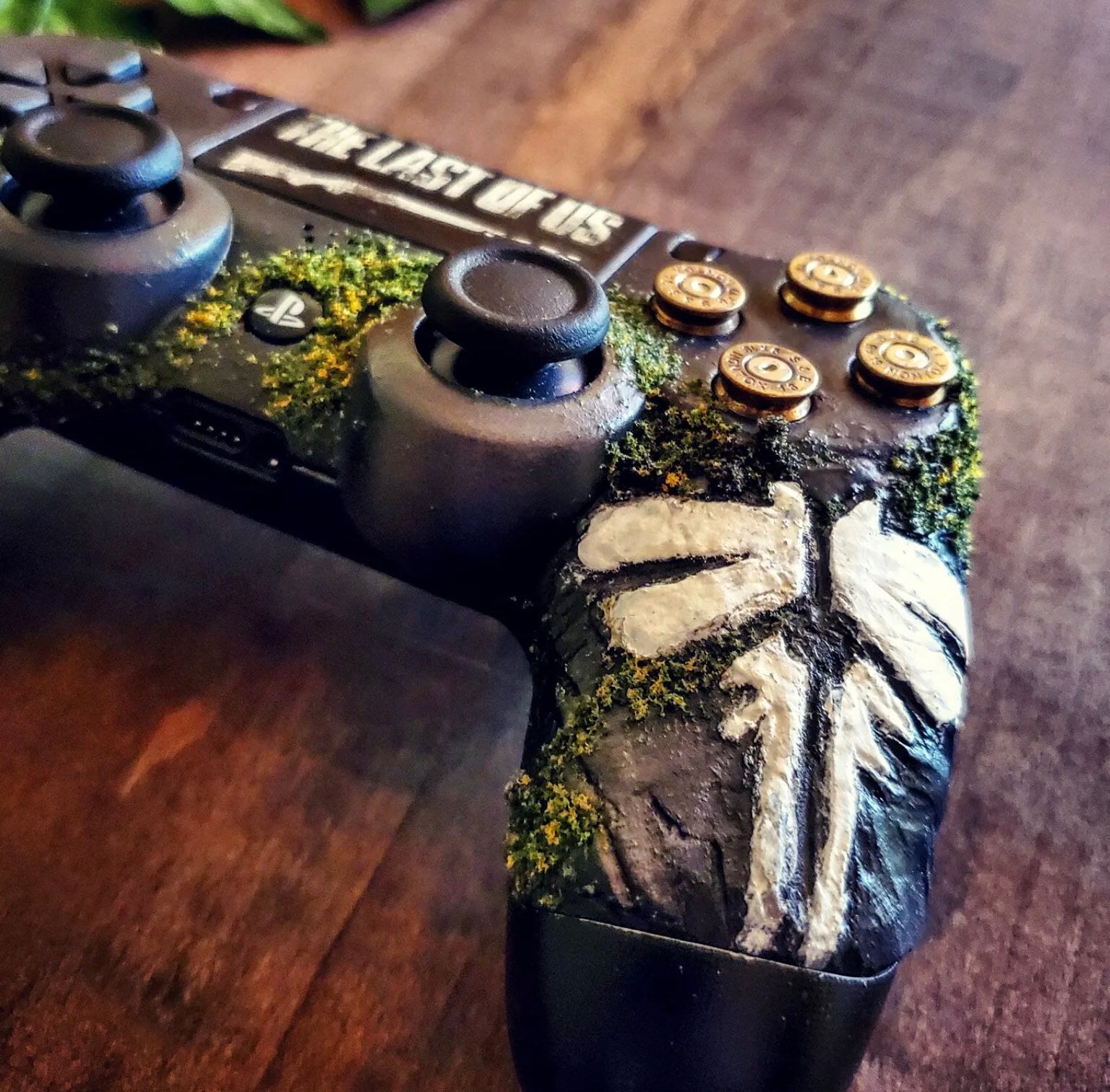 The Last of Us Custom Hand Carved PS4 Controller - Available at 2Fast2See.co